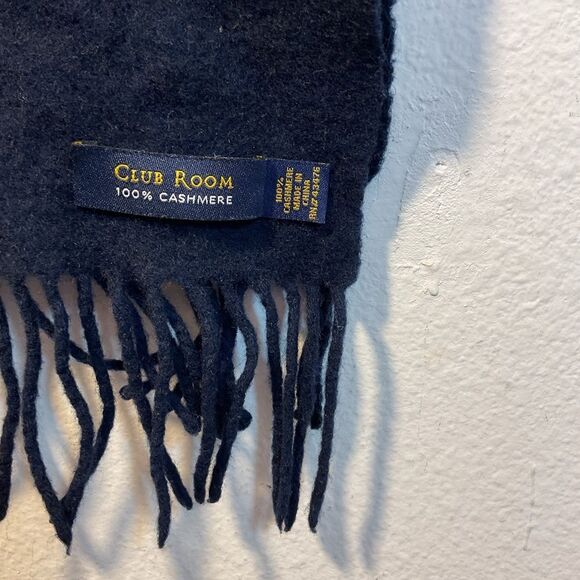 Club Room Scarf Mens Navy Blue 100% Cashmere Winter Soft Fringed Classic Warm - Picture 2 of 8